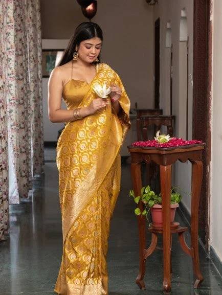 Vandana Fashion Exclusive