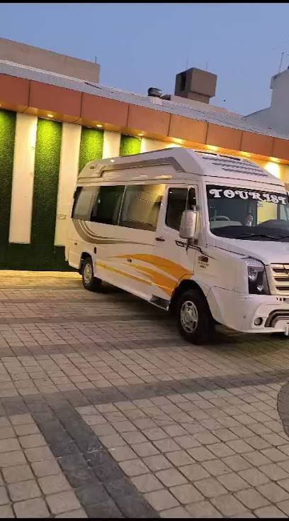 R R TOUR & TRAVELS