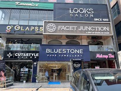 Facet Junction