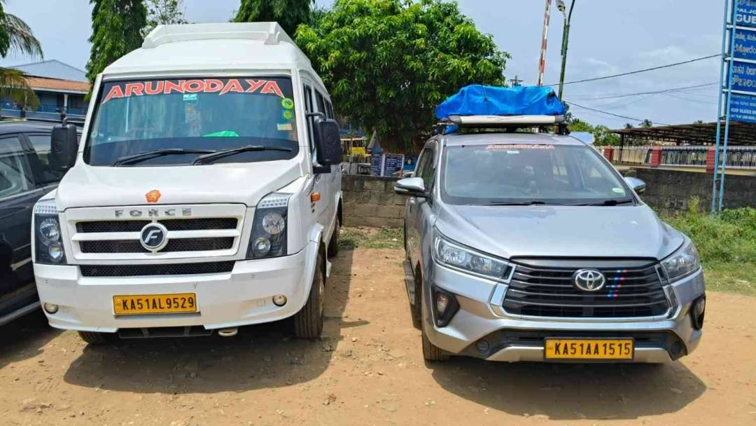 Arunodaya Cabs - Tempo Traveller & Innova Car rental