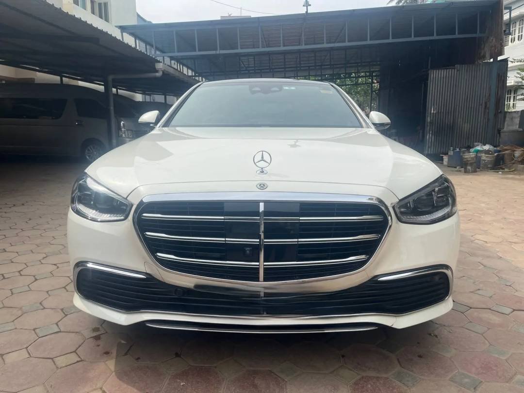 Lohith Luxury Car Rental and Leasing Company