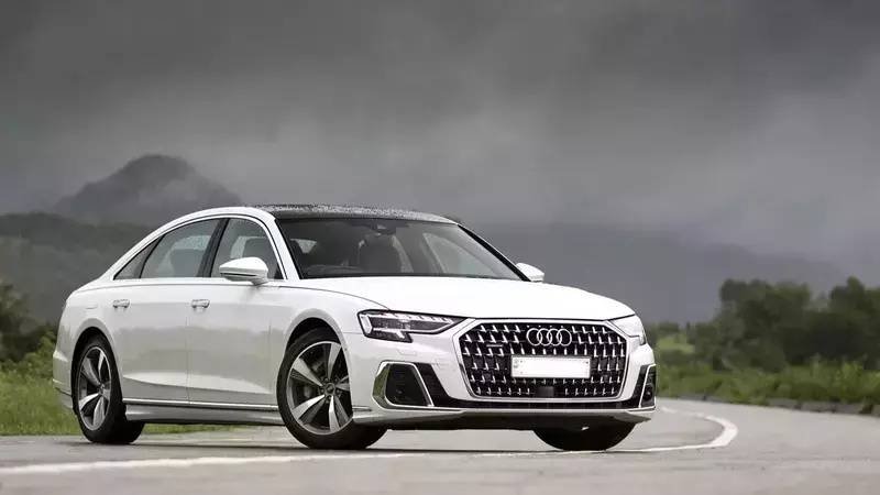 Super Luxury Car Rental