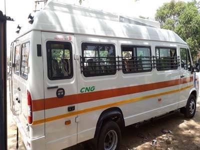 Tempo Traveller hire, Mini Bus and Bus Hire Rental - Paras International