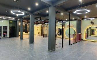 Mahadev Aluminium And Furniture Works