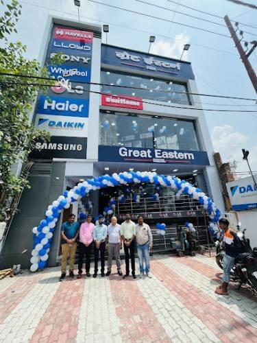 Great Eastern Retail Pvt Ltd: Raebareli Road