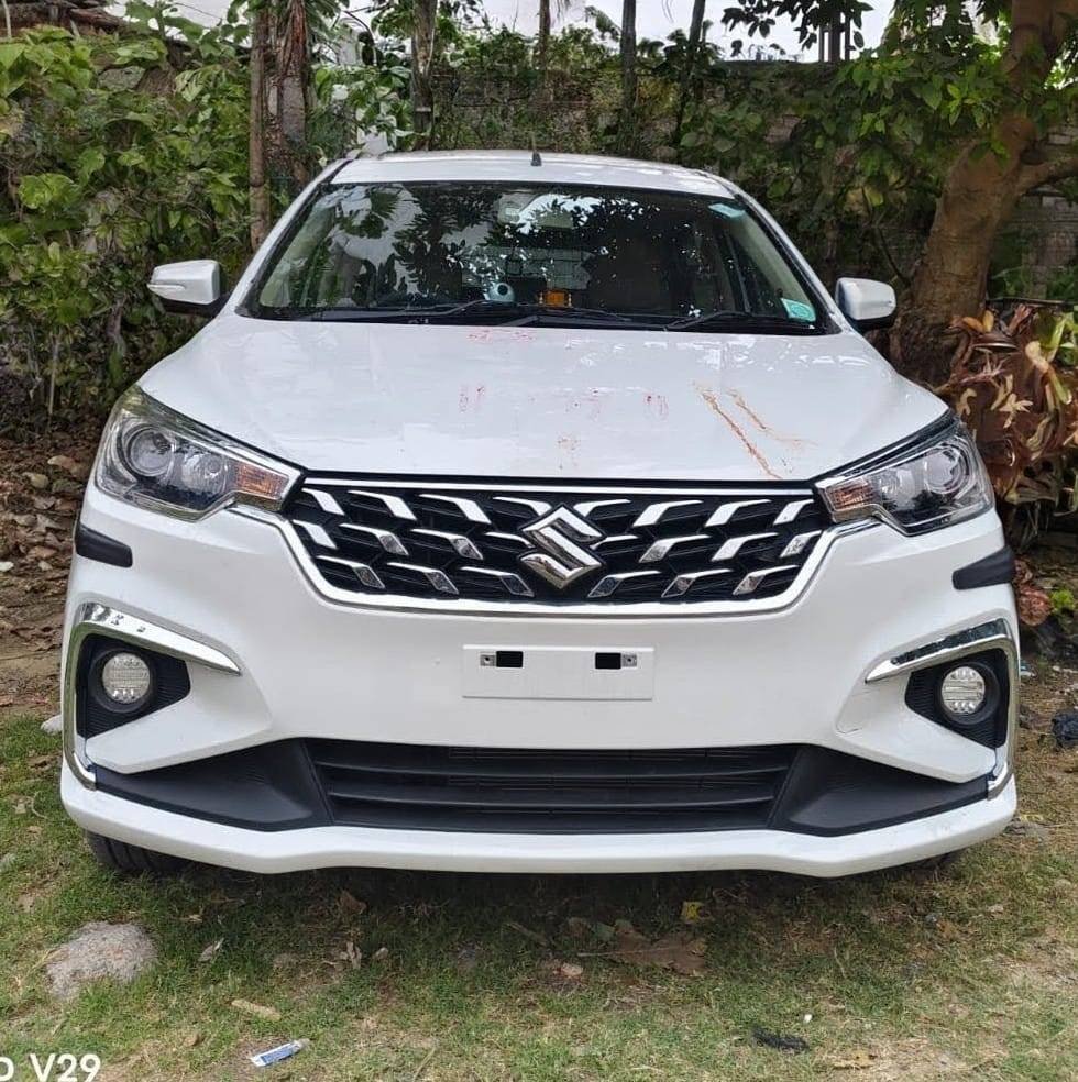 Lucknow Car Rental with Driver