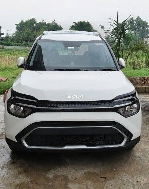 Delhi Car Rental with Driver